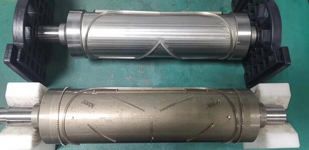 KN95口罩機(jī)滾切刀壓花輥專(zhuān)用加工設(shè)備VL850線(xiàn)軌立式加工